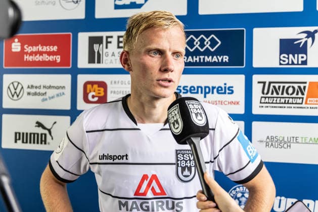 FC-Astoria Walldorf vs. SSV Ulm 1846 Fußball, Fussball, Regionalliga, 4. Spieltag, Dietmar-Hopp-Sportpark Walldorf 29.08.26 Interview Stimmen zum Spiel Per Lockl (SSV Ulm 1846 Fußball, 08) FC-Astoria Walldorf vs. SSV Ulm 1846 Fußball, Fussball, Regionalliga, 4. Spieltag, Dietmar-Hopp-Sportpark Walldorf 29.08.26 Foto: Lucca Fundel Walldorf Dietmar-Hopp-Sportpark Baden-Württemberg Deutschland