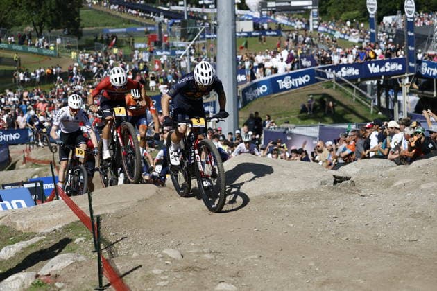 30.08.2026, Daolasa di Commezzadura, Val di Sole Bikeland, 2026 UCI MTB World Championship, WM, Weltmeisterschaft Men U23 s XCO (cross country olympic) Thibaut Francois Baudry 3 (ESP), Sivert Ekroll 7 (NOR) and Benjamin Kruger 10 (GER) Daolasa di Commezzadura Val di Sole Bikeland Trento Italy Copyright: xJustPictures.ch FrancescoxMinghettix jp-en-FrMi-_NG_0046