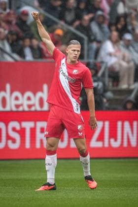 UTRECHT , 30-08-2026 , Stadion Galgenwaard , Season 2026 2027 , Dutch Eredivisie football , match between FC Utrecht and PSV Eindhoven , picture shows FC Utrecht player Artem Stepanov scores the 1-0 Utrecht - PSV  x206239791x Copyright: