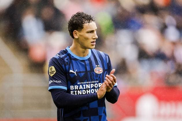 UTRECHT - Ruben van Bommel of PSV Eindhoven reacts after scoring the 1-1 equalizer during the Dutch Eredivisie match between FC Utrecht and PSV Eindhoven at Galgenwaard Stadium on August 30, 2026, in Utrecht, the Netherlands. BART STOUTJESDIJK ANP Eredivisie 2026 27 xVIxANPxSportx xxANPxIVx 566585945 originalFilename: 566585945.jpg