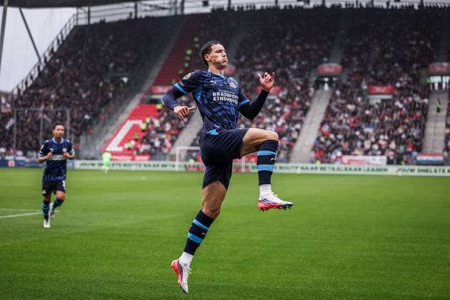 UTRECHT , 30-08-2026 , Stadion Galgenwaard , Season 2026 2027 , Dutch Eredivisie football , match between FC Utrecht and PSV Eindhoven , picture shows PSV Eindhoven player Ruben van Bommel celebrates the 1-1 Utrecht - PSV  x206240163x Copyright:
