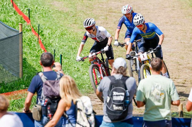 TRENTO, ITALY - AUGUST 30: Sina Frei from Switzerland L), Martina Berta from Italy C) and Jenny Rissveds from Sweden R) in action during the Uci Mountainbike World Championship, WM, Weltmeisterschaft - Women Elite Cross-County World Championships at Val di Sole on August 30, 2026 in Trento, Italy. Trento Val di Sole Trento Italy Copyright: xJustPictures.ch FrancescoxMinghettix jp-en-EuSpIm-JP6_FRM_UCIWC_GRLXCO_30Aug_000201