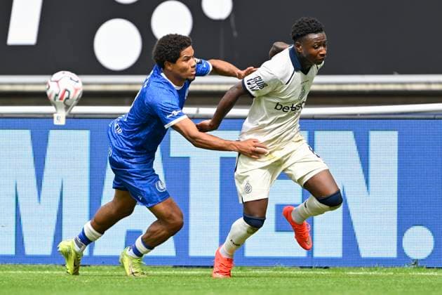 KAA Gent v Club Brugge - Jupiler Pro League GENT, BELGIUM - AUGUST 30 : Wilson Kyrell forward of KAA Gent and Diakhon Mamadou forward of Club Brugge during the Jupiler Pro League match between KAA Gent and Club Brugge on August 30, 2026 in Gent, Belgium, 30 08 2026 Gent Belgium  Copyright: xDhax