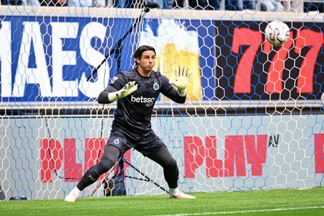 Club s goalkeeper Yann Sommer is pictured in action during a soccer match between KAA Gent and Club Brugge, Sunday 30 August 2026 in Gent, on day 4 of the 2026-2027 Jupiler Pro League first division of the Belgian championship. KURTxDESPLENTER  x184736356x