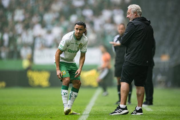 260830 Hammarbys Amin Boudri har ont under fotbollsmatchen i Allsvenskan mellan AIK och Hammarby den 30 augusti 2026 i Stockholm. Copyright: JESPERxZERMAN BB260830JZ013