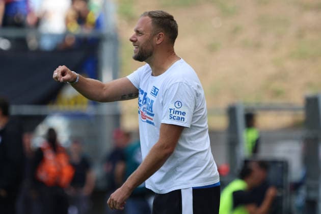 30.08.2026, Fussball, Herren, 3. Liga, Saison 2026 2027, 1. FC Saarbrücken - FC Hansa Rostock, Trainer Daniel Brinkmann (Hansa Rostock) Saarbrücken Ludwigsparkstadion Saarland Deutschland (DEU) Copyright: xSebastianxBachx