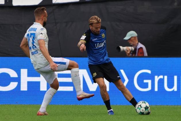 30.08.2026, Fussball, Herren, 3. Liga, Saison 2026 2027, 1. FC Saarbrücken - FC Hansa Rostock, Niko Bretschneider (1. FC Saarbrücken), David Kopacz (Hansa Rostock) Saarbrücken Ludwigsparkstadion Saarland Deutschland (DEU) Copyright: xSebastianxBachx