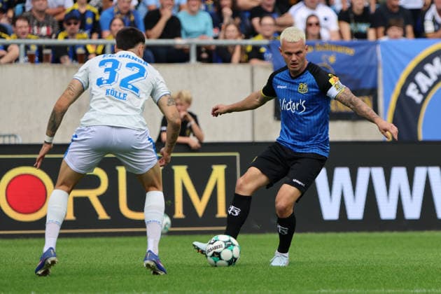 30.08.2026, Fussball, Herren, 3. Liga, Saison 2026 2027, 1. FC Saarbrücken - FC Hansa Rostock, Florian Pick (1. FC Saarbrücken), Niklas Kölle (Hansa Rostock) Saarbrücken Ludwigsparkstadion Saarland Deutschland (DEU) Copyright: xSebastianxBachx