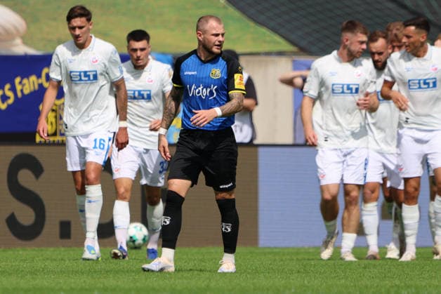 30.08.2026, Fussball, Herren, 3. Liga, Saison 2026 2027, 1. FC Saarbrücken - FC Hansa Rostock, Philip Fahrner (1. FC Saarbrücken) enttäuscht Saarbrücken Ludwigsparkstadion Saarland Deutschland (DEU) Copyright: xSebastianxBachx