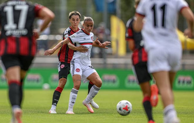 GER, Frankfurt, Eintracht Frankfurt vs 1. FC Nürnberg, Google Pixel Frauen Bundesliga, Fussball, DFB, Spielzeit 2026 2027, Stadion am Brentanobad, 2. Spieltag im Bild v.l.: Sara Doorsoun (Eintracht Frankfurt Frauen 23). Louna Lapassouse (FC Nürnberg Frauen 99), Zweikampf DFB DFL REGULATIONS PROHIBIT ANY USE OF PHOTOGRAPHS AS IMAGE SEQUENCES AND OR QUASI-VIDEO, 30.08.2026 *** GER, Frankfurt, Eintracht Frankfurt vs. 1. FC Nürnberg, Google Pixel Women s Bundesliga, Soccer, DFB, 2026–2027 Season, Stadion am Brentanobad, Matchday 2 in pictures: from left, Sara Doorsoun, Eintracht Frankfurt Women ’23; Louna Lapassouse, FC Nürnberg Women ’99, Tackle. DFB and DFL regulations prohibit any use of photographs as image sequences and or quasi-video. August 30, 2026 Copyright: HMBxMedia HendrikxHamelau
