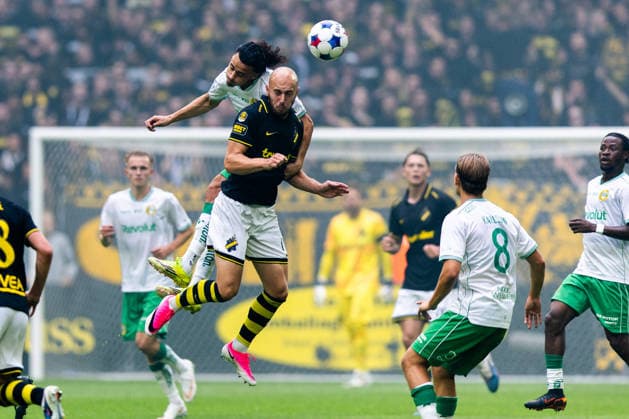 260830 Hammarbys Amin Boudri och AIKs Amel Mujanic under fotbollsmatchen i Allsvenskan mellan AIK och Hammarby den 30 augusti 2026 i Stockholm. Copyright: CAISAxRASMUSSEN BB260830CR017