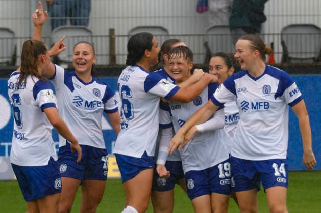 30.08.2026, Hänsch-Arena, Meppen, GER, 2. Bundesliga, Frauen: SV Meppen vs Eintracht Frankfurt II, Jubel nach Tortreffer von Sarah Dittrich (SV Meppen 19) DFL REGULATIONS PROHIBIT ANY USE OF PHOTOGRAPHS AS IMAGE SEQUENCES AND OR QUASI-VIDEO. Meppen Niedersachsen Hänsch-Arena