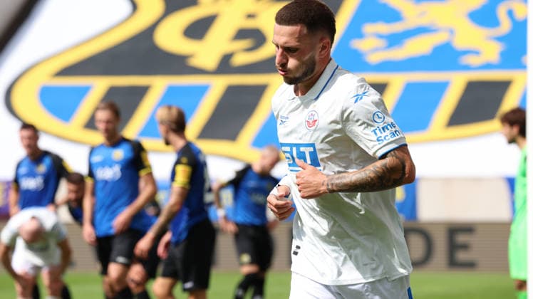 30.08.2026, xrekx, Fussball 3.Liga, 1.FC Saarbruecken - Hansa Rostock v.l. Leon Dajaku (FC Hansa Rostock) Saarbruecken