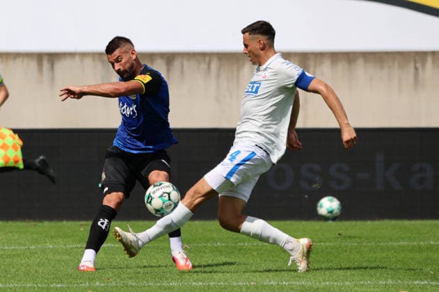 30.08.2026, Fussball, Herren, 3. Liga, Saison 2026 2027, 1. FC Saarbrücken - FC Hansa Rostock, Kai Brünker (1. FC Saarbrücken), Kenan Fatkic (Hansa Rostock) Saarbrücken Ludwigsparkstadion Saarland Deutschland (DEU) Copyright: xSebastianxBachx