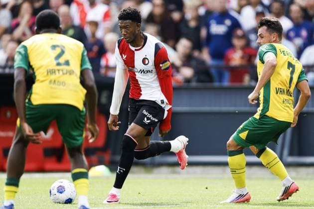 ROTTERDAM - OthniÃ«l Raterink of ADO Den Haag, Gaoussou Diarra of Feyenoord, Daryl van Mieghem of ADO Den Haag (lr) during the Dutch Eredivisie match between Feyenoord Rotterdam and ADO Den Haag at De Kuip stadium on 30 August 2026 in Rotterdam, the Netherlands. MAURICE VAN STEEN ANP Eredivisie 2026 27 xVIxANPxSportx xxANPxIVx 566593385 originalFilename: 566593385.jpg