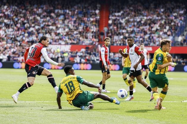ROTTERDAM - Anis Hadj Moussa of Feyenoord, Sekou Sylla of ADO Den Haag, Mylian Jimenez of ADO Den Haag (lr) during the Dutch Eredivisie match between Feyenoord Rotterdam and ADO Den Haag at De Kuip stadium on 30 August 2026 in Rotterdam, the Netherlands. MAURICE VAN STEEN ANP Eredivisie 2026 27 xVIxANPxSportx xxANPxIVx 566593753 originalFilename: 566593753.jpg