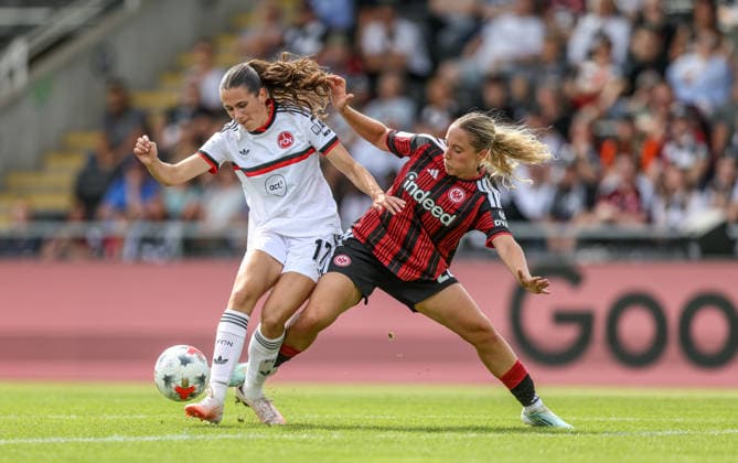 GER, Frankfurt, Eintracht Frankfurt vs 1. FC Nürnberg, Google Pixel Frauen Bundesliga, Fussball, DFB, Spielzeit 2026 2027, Stadion am Brentanobad, 2. Spieltag im Bild v.l.: Marie Bleil (FC Nürnberg Frauen 17), Danique Tolhoek (Eintracht Frankfurt Frauen 22), Zweikampf DFB DFL REGULATIONS PROHIBIT ANY USE OF PHOTOGRAPHS AS IMAGE SEQUENCES AND OR QUASI-VIDEO, 30.08.2026 *** GER, Frankfurt, Eintracht Frankfurt vs. 1. FC Nürnberg, Google Pixel Women s Bundesliga, Soccer, DFB, 2026–2027 Season, Stadion am Brentanobad, Matchday 2 in pictures: from left, Marie Bleil, 1. FC Nürnberg Women s U-17, Danique Tolhoek, Eintracht Frankfurt Women, 22, Tackle. DFB and DFL regulations prohibit any use of photographs as image sequences and or quasi-video. August 30, 2026 Copyright: HMBxMedia HendrikxHamelau