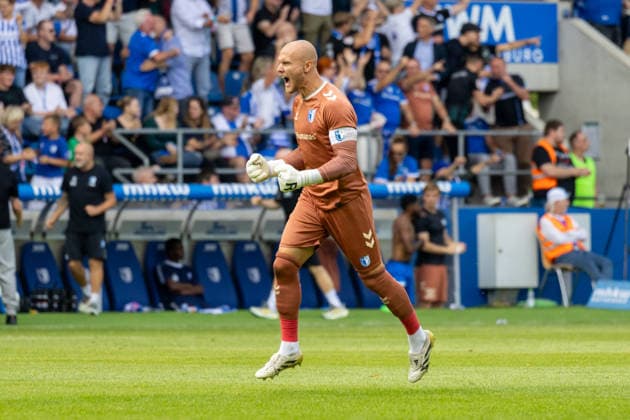Deutschland: 2.Bundesliga, Saison 2026 2027, 30.08.2026, 3. Spieltag, 1.FC Magdeburg vs Holstein Kiel, Avnet Arena : Torjubel nach dem Tor zum 2:0 für den 1.FC Magdeburg durch Torschütze Luka Hyrylaeinen (1.FC Magdeburg, 38), Dominik Reimann (1.FC Magdeburg, 1) *** Germany 2. Bundesliga, 2026–2027 Season, August 30, 2026, Matchday 3, 1 FC Magdeburg vs. Holstein Kiel, Avnet Arena: Celebrations after 1 FC Magdeburg’s 2–0 goal scored by Luka Hyrylaeinen (1 FC Magdeburg, 38), Dominik Reimann (1 FC Magdeburg), 1 Copyright: xMichellexLukax
