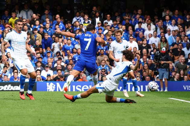 Premier League: Chelsea v Brighton & Hove Albion LONDON, UK - 30th Aug 2026: Pedro Neto of Chelsea scores his side s second goal during the Premier League match between Chelsea FC and Brighton & Hove Albion FC at Stamford Bridge London Stamford Bridge England United Kingdom Copyright: xCraigxMercerx xPeakxActionxPhotosx