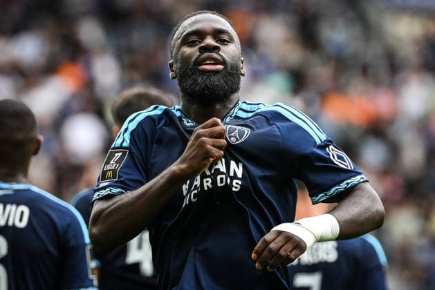August 30, 2026, Paris, France, France: Lassine SINAYOKO of Paris FC celebrates his goal during the Ligue 1 match between Paris FC and OGC Nice at Jean-Bouin Stadium on August 30, 2026 in Paris, France. Paris France - ZUMAm308 20260830_zsp_m308_008 Copyright: xMatthieuxMirvillex