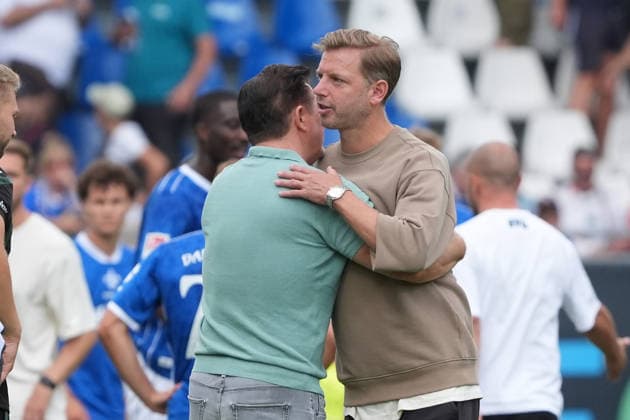 Trainer Florian Kohfeldt (SV Darmstadt 98) mit Trainer Christian Titz (Hannover 96) - 30.08.2026 2. Bundesliga, Saison 26 27: SV Darmstadt 98 vs. Hannover 96, Stadion am Boellenfalltor, 3. Spieltag, emonline, emspor, *** Coach Florian Kohfeldt, SV Darmstadt 98, vs. Coach Christian Titz, Hannover 96, August 30, 2026, 2. Bundesliga, 2026–27 season, SV Darmstadt 98 vs. Hannover 96, Stadion am Boellenfalltor, Matchday 3, emonline, emspor,