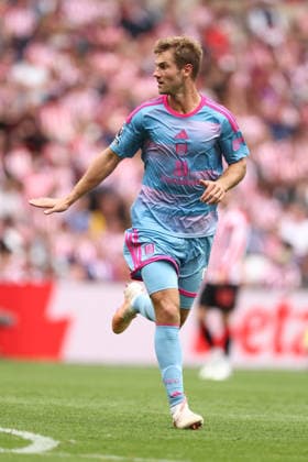 Sunderland v Fulham, Premier League Joachim Andersen of Fulham during the Premier League match between Sunderland and Fulham at the Stadium Of Light, Sunderland, UK on 30 August 2026. Sunderland Stadium Of Light Tyne and Wear UK Editorial use only DataCo restrictions apply See www.football-dataco.com , Copyright: xRyanxBrownex PSI-24780-0044