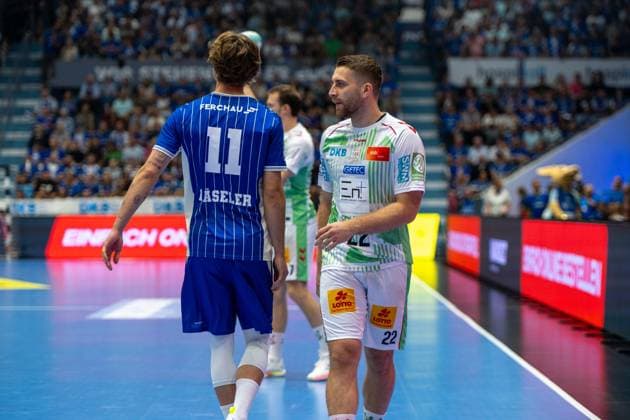 Mathis Haeseler, Aussen, (VfL Gummersbach Lukas Mertens, Aussen, (SC Magdeburg 22), VfL Gummersbach vs. SC Magdeburg, Opel Handball Bundesliga, Herren , 1. Spieltag, 30.08.2026 Gummersbach NRW Deutschland