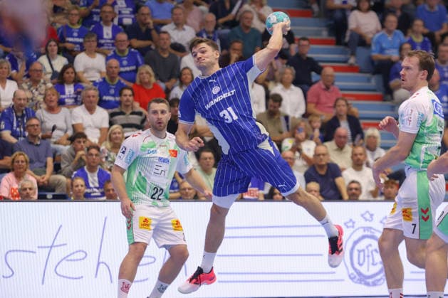 30.08.2026, xtgx, Handball Opel HBL, VfL Gummersbach - SC Magdeburg emspor, v.l. Kay Smits (Gummersbach, 31) wirft Tor, Torschuetze, erzielt Tor, Treffer, scores the goal Gummersbach