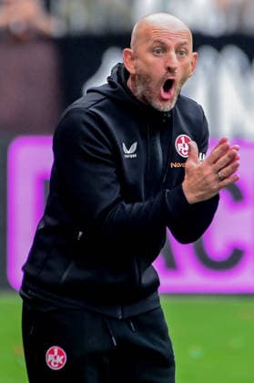 Torsten Lieberknecht Trainer ( Kaiserslautern ) Deutschland , Hamburg , Millerntor , Fussball , 2 . Bundesliga , FC St Pauli - FC Kaiserslautern *** Torsten Lieberknecht, Coach, Kaiserslautern, Germany, Hamburg, Millerntor, Soccer, 2. Bundesliga, FC St. Pauli, FC Kaiserslautern