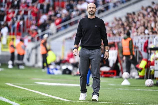 STVV s head coach Frederic De Meyer pictured during a soccer match between Royal Antwerp FC and Sint-Truidense V.V., Sunday 30 August 2026 in Antwerp, on day 4 of the 2026-2027 Jupiler Pro League first division of the Belgian championship. TOM GOYVAERTS TomxGoyvaerts  x184747356x