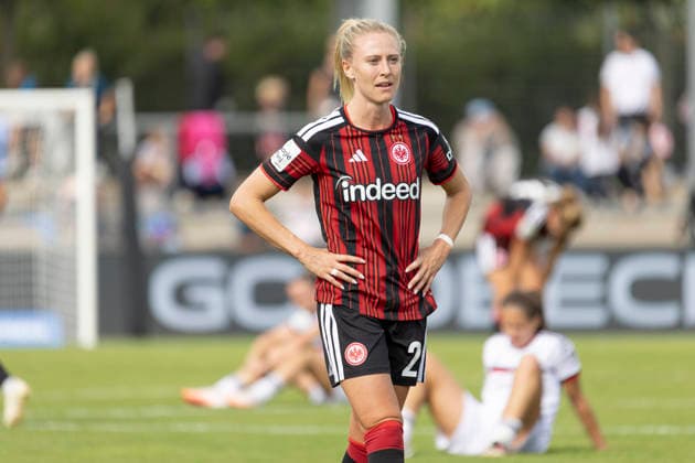 GPFBL: Eintracht Frankfurt - 1. FC Nürnberg, 30.08.2026 Rebecka Blomqvist (Eintracht Frankfurt 28), nach dem SPiel mit den Händen in den Hüften, Freisteller, Portrait Porträt, Eintracht Frankfurt - 1. FC Nürnberg, Frankfurt, Stadion am Brentanobad, 30.8.2026 *** GPFBL Eintracht Frankfurt vs. 1. FC Nuremberg, August 30, 2026; Rebecka Blomqvist of Eintracht Frankfurt, age 28, after the game with her hands on her hips; cropped shot; portrait, Eintracht Frankfurt vs. 1. FC Nuremberg, Frankfurt, Brentanobad Stadium, August 30, 2026 Copyright: xBEAUTIFULxSPORTS Gawlikx