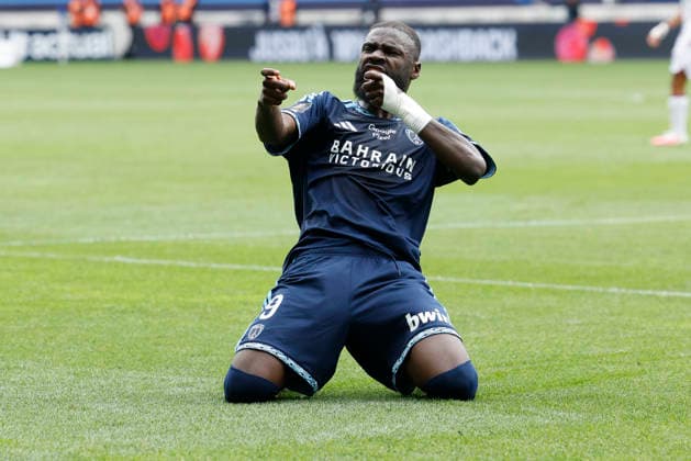 August 30, 2026, Paris, Paris, France: Lassine SINAYOKO of PARIS FC celebrates during League 1 McDonald s, Day 02 match between PFC and OGC NICE at Jean-Bouin stadium - on August 30 2026. Paris - France Paris France - ZUMAb253 20260830_zsp_b253_004 Copyright: xLoicxBaratouxx