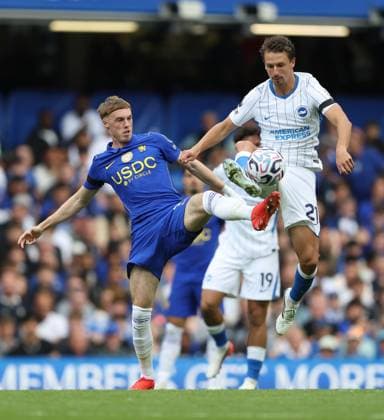Premier League - Chelsea v Brighton & Hove Albion LONDON, ENGLAND, AUGUST 30: Cole Palmer of Chelsea battles for the ball with Olivier Boscagli of Brighton & Hove Albion during the Premier League match between Chelsea v Brighton & Hove Albion at Stamford Bridge Stadium, London, England, on August 30. (Photo by Daniel Weir) London Stamford Bridge Stadium England Copyright: xDanielxWeir SportsxPressxPhotox Sportspressphoto_SPR219679
