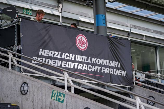 Deutschland: Fussball Saison 2026 2027 , Google Pixel Frauen-Bundesliga , 2. Spieltag , Eintracht Frankfurt Frauen vs. 1. FC Nürnberg Frauen - Stadion am Brentanobad (Frankfurt am Main) : Banner, Logo, Wappen, Tribüne, Stadion Frankfurt am Main Stadion am Brentanobad Deutschland Germany *** Germany Soccer Season 2026–2027, Google Pixel Women s Bundesliga, Matchday 2, Eintracht Frankfurt Women vs. 1. FC Nürnberg Women, Stadion am Brentanobad, Frankfurt am Main—banner, logo, crest, stands, stadium, Frankfurt am Main, Stadion am Brentanobad, Germany Copyright: xBennetxLongx