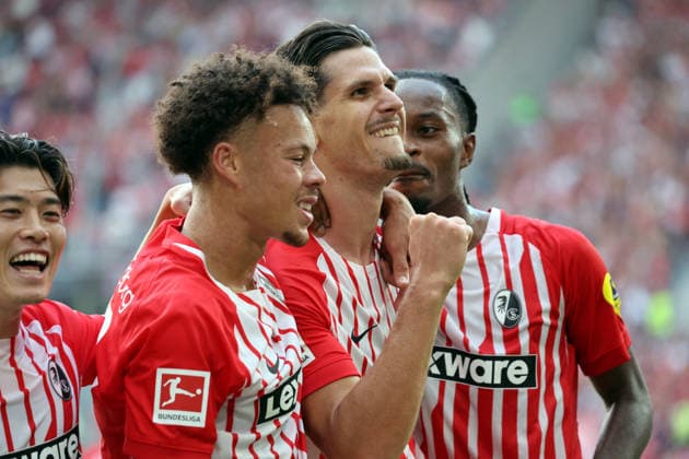30.08.26 SC Freiburg - SV Werder Bremen Deutschland, Freiburg, 30.08.2026, Fussball, Bundesliga, Saison 2026 2027, SC Freiburg - SV Werder Bremen: Igor Matanovic (SC Freiburg); Jubel Tor 2:0 Matanovic. *** August 30, 2026 SC Freiburg vs. SV Werder Bremen Germany, Freiburg, August 30, 2026, Soccer, Bundesliga, 2026–2027 Season, SC Freiburg vs. SV Werder Bremen Igor Matanovic SC Freiburg Celebrates Goal 2–0 Matanovic