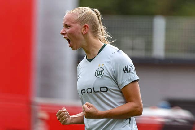30.08.2026, GER, Fussball, Frauen, Google-Pixel Frauen- Bundesliga , Saison 2026 2027, Bayer 04 Leverkusen - VfL Wolfsburg Edda Peddemors (Wolfsburg) Torjubel, jubelt nach ihrem Treffer zum 0:1 Leverkusen Ulrich-Haberland-Stadion Nordrhein-Westfalen Deutschland *** August 30, 2026, GER, Soccer, Women s, Google Pixel Women s Bundesliga, 2026–2027 season, Bayer 04 Leverkusen vs. VfL Wolfsburg, Edda Peddemors of Wolfsburg celebrates her goal, making the score 0–1, at Ulrich Haberland Stadium in North Rhine-Westphalia, Germany Copyright: xAdrianxSchlüterx