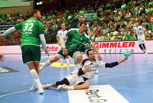 30.08.2026, xovx, Handball Opel Handball-Bundesliga, HSG Wetzlar - SG BBM Bietigheim v.l. Nikolaj Laesö (HSG Wetzlar), Jona Schoch (HSG Wetzlar), Dominik Claus (SG BBM Bietigheim) Wetzlar Buderus Arena Hessen Deutschland (DE)