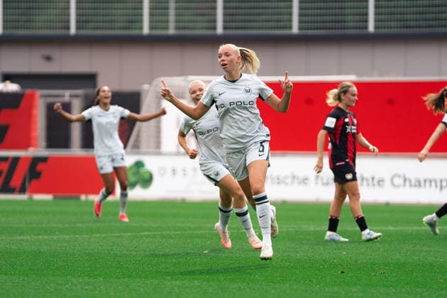Leverkusen, Germany August 30th 2026: Ella Peddemors of VfL Wolfsburg scoring during the Google Pixel Frauen Bundesliga game between Bayer 04 Leverkusen and VfL Wolfsburg at Ulrich - Haberland Stadium in Leverkusen, Germany (Leonie Kiehl SPP)  Copyright: xLeoniexKiehlx xSPPx spp-en-LeKiSp-SPP26_Leonie_20032026-1