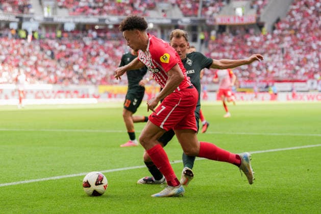 1. Bundesliga: SC Freiburg vs SV Werder Bremen, 30.08.2026 Zweikampf zwischen Senne Lynen (SV Werder Bremen, 14) und Derry Scherhant (SC Freiburg, 7) 1. Bundesliga: SC Freiburg vs SV Werder Bremen, Europa-Park-Stadion, 30.08.2026 DFB DFL REGULATIONS PROHIBIT ANY USE OF PHOTOGRAPHS AS IMAGE SEQUENCES AND OR QUASI-VIDEO. *** 1 Bundesliga: SC Freiburg vs. SV Werder Bremen, August 30, 2026—A duel between Senne Lynen (SV Werder Bremen, 14) and Derry Scherhant (SC Freiburg, 7). 1 Bundesliga: SC Freiburg vs. SV Werder Bremen, Europa-Park Stadium, August 30, 2026 DFB and DFL regulations prohibit any use of photographs as image sequences and or quasi-video. Copyright: xBEAUTIFULxSPORTS Boscox