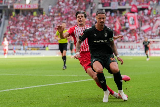 1. Bundesliga: SC Freiburg vs SV Werder Bremen, 30.08.2026 Zweikampf zwischen Marco Friedl (SV Werder Bremen, 32) und Igor MatanoviÄ‡ (SC Freiburg, 31) 1. Bundesliga: SC Freiburg vs SV Werder Bremen, Europa-Park-Stadion, 30.08.2026 DFB DFL REGULATIONS PROHIBIT ANY USE OF PHOTOGRAPHS AS IMAGE SEQUENCES AND OR QUASI-VIDEO. *** Bundesliga 1: SC Freiburg vs. SV Werder Bremen, August 30, 2026; Tackle between Marco Friedl of SV Werder Bremen (32) and Igor Matanovic SC Freiburg, 31 1 Bundesliga SC Freiburg vs. SV Werder Bremen, Europa-Park Stadium, August 30, 2026 DFB and DFL regulations prohibit any use of photographs as image sequences and or quasi-video. Copyright: xBEAUTIFULxSPORTS Boscox