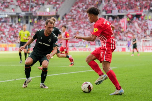 1. Bundesliga: SC Freiburg vs SV Werder Bremen, 30.08.2026 Zweikampf zwischen Senne Lynen (SV Werder Bremen, 14) und Derry Scherhant (SC Freiburg, 7) 1. Bundesliga: SC Freiburg vs SV Werder Bremen, Europa-Park-Stadion, 30.08.2026 DFB DFL REGULATIONS PROHIBIT ANY USE OF PHOTOGRAPHS AS IMAGE SEQUENCES AND OR QUASI-VIDEO. *** 1 Bundesliga: SC Freiburg vs. SV Werder Bremen, August 30, 2026; Tackle between Senne Lynen (SV Werder Bremen, 14) and Derry Scherhant (SC Freiburg, 7); 1 Bundesliga: SC Freiburg vs. SV Werder Bremen, Europa-Park Stadium, August 30, 2026 DFB and DFL regulations prohibit any use of photographs as image sequences and or quasi-video. Copyright: xBEAUTIFULxSPORTS Boscox
