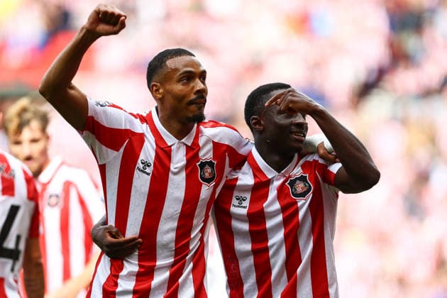 Stadium of Light SUNDERLAND, ENGLAND, AUGUST 30: Wilson Isidor (L) celebrates scoring the opening goal with his teammate Habib Diarra (R) of Sunderland AFC during a Premier League 2026-27 match between Sunderland and Fulham at Stadium of Light on August 30, 2026 in Sunderland, England. (Photo by Zach Forster Sports Press Photo) (Zach Forster Sports Press Photo SPP) Copyright: xZachxForster SportsxPressxPhotox xSPPx spp-en-ZaFoPrPh-spp26_zachf_3008_197