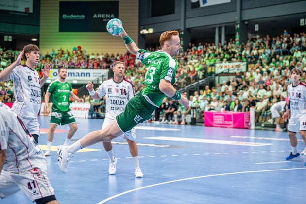 OPEL Handball Bundesliga; HSG Wetzlar - SG BBM Bietigheim, 30.08.26 Tomas Piroch (HSG Wetzlar, 13), Fabian Wiederstein (SG BBM Bietigheim, 18), OPEL Handball Bundesliga; HSG Wetzlar - SG BBM Bietigheim: Wetzlar, 30.08.26 Copyright: xBEAUTIFULxSPORTS Roeczeyx