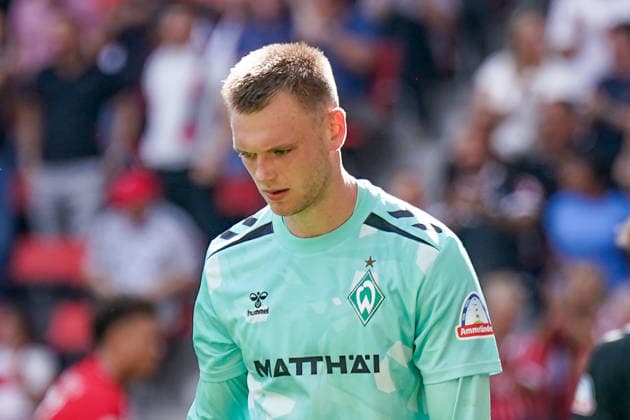 Deutschland: Fussball Bundesliga Saison 2026 - 2027, 1. Spieltag - SC Freiburg vs Werder Bremen - Europa Park Stadion (Freiburg): Karl Hein (Werder Bremen, 1) *** German Soccer Bundesliga 2026–2027 Season, Matchday 1: SC Freiburg vs. Werder Bremen, Europa-Park Stadium, Freiburg, Karl Hein, Werder Bremen, 1 Copyright: xJOERANxSTEINSIEKx