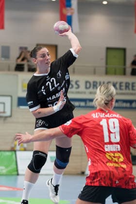 Gabriela Bitolo (Tussies, 22), Lea Gruber (Halle, 19), SV Union Halle-Neustadt vs. TuS Metzingen, 1. Handball Bundesliga Frauen, Saison 2026 27, 30.08.2026 Halle SWH Arena Sachsen-Anhalt Deutschland