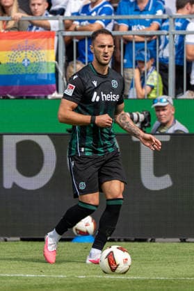 2. Bundesliga: SV Darmstadt 98 vs Hannover 96, Merck-Stadion am Böllenfalltor, 30.08.2026 Am Ball Virgil GhiÅ£Äƒ (Hannover 96, 5) 2. Bundesliga: SV Darmstadt 98 vs Hannover 96, Merck-Stadion am Böllenfalltor, 30.08.2026 DFB DFL REGULATIONS PROHIBIT ANY USE OF PHOTOGRAPHS AS IMAGE SEQUENCES AND OR QUASI-VIDEO. *** 2. Bundesliga: SV Darmstadt 98 vs. Hannover 96, Merck Stadium at Böllenfalltor, August 30, 2026. Virgil Ghi?a of Hannover 96 in possession, 5-2. 2. Bundesliga: SV Darmstadt 98 vs. Hannover 96, Merck Stadium at Böllenfalltor, August 30, 2026 DFB and DFL regulations prohibit any use of photographs as image sequences and or quasi-video. Copyright: xBEAUTIFULxSPORTS Hillx