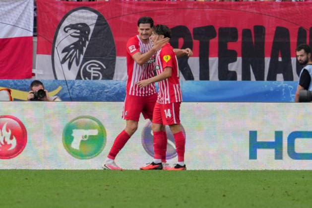 1. Bundesliga: SC Freiburg vs SV Werder Bremen, 30.08.2026 Torjubel zum 4:0 durch Yuito Suzuki (SC Freiburg, 14) 1. Bundesliga: SC Freiburg vs SV Werder Bremen, Europa-Park-Stadion, 30.08.2026 DFB DFL REGULATIONS PROHIBIT ANY USE OF PHOTOGRAPHS AS IMAGE SEQUENCES AND OR QUASI-VIDEO. *** 1 Bundesliga: SC Freiburg vs. SV Werder Bremen, August 30, 2026—Celebration of the 4–0 goal by Yuito Suzuki (SC Freiburg), 14 1 Bundesliga: SC Freiburg vs. SV Werder Bremen, Europa-Park Stadium, August 30, 2026 DFB and DFL regulations prohibit any use of photographs as image sequences and or quasi-video u009D Copyright: xBEAUTIFULxSPORTS Boscox
