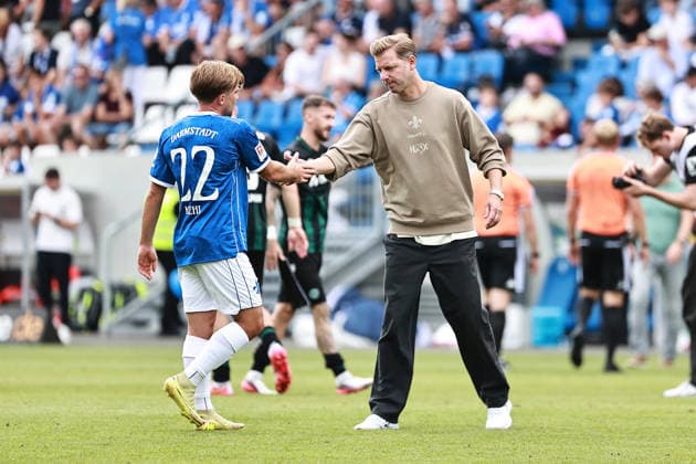 30.08.2026, xtvx, Fussball 2.Bundesliga, SV Darmstadt 98 - Hannover 96 v.l. Lars Kehl (SV Darmstadt 98) Trainer Florian Kohfeldt (SV Darmstadt 98) nach dem Spiel, after the match (DFL DFB REGULATIONS PROHIBIT ANY USE OF PHOTOGRAPHS as IMAGE SEQUENCES and or QUASI-VIDEO) Darmstadt *** August 30, 2026, xtvx, Soccer, 2. Bundesliga, SV Darmstadt 98 vs. Hannover 96, photo by Lars Kehl; SV Darmstadt 98 coach Florian Kohfeldt after the match. DFL and DFB regulations prohibit any use of photographs as image sequences and or quasi-video. Darmstadt