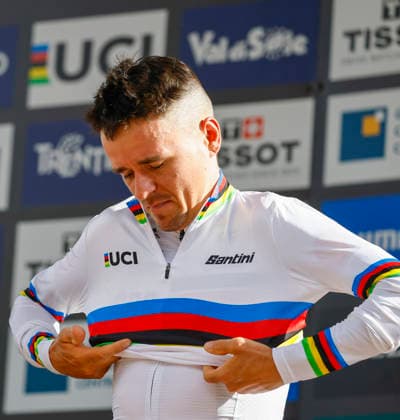 TRENTO, ITALY - AUGUST 30: Thomas Pidcock from Great Britain wears the rainbow jersey as the World Champion during the Uci Mountainbike World Championship, WM, Weltmeisterschaft - Men Elite Cross-County World Championships at Val di Sole on August 30, 2026 in Trento, Italy. Trento Val di Sole Trento Italy Copyright: xJustPictures.ch FrancescoxMinghettix jp-en-EuSpIm-JP6_FRM_UCIWC_ManXCO_30Aug_000354