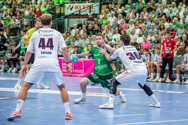 OPEL Handball Bundesliga; HSG Wetzlar - SG BBM Bietigheim, 30.08.26 Dominik Mappes (HSG Wetzlar, 7), Jonathan Fischer (SG BBM Bietigheim, 36), Mathias Larson (SG BBM Bietigheim, 44), . OPEL Handball Bundesliga; HSG Wetzlar - SG BBM Bietigheim: Wetzlar, 30.08.26 Copyright: xBEAUTIFULxSPORTS Roeczeyx